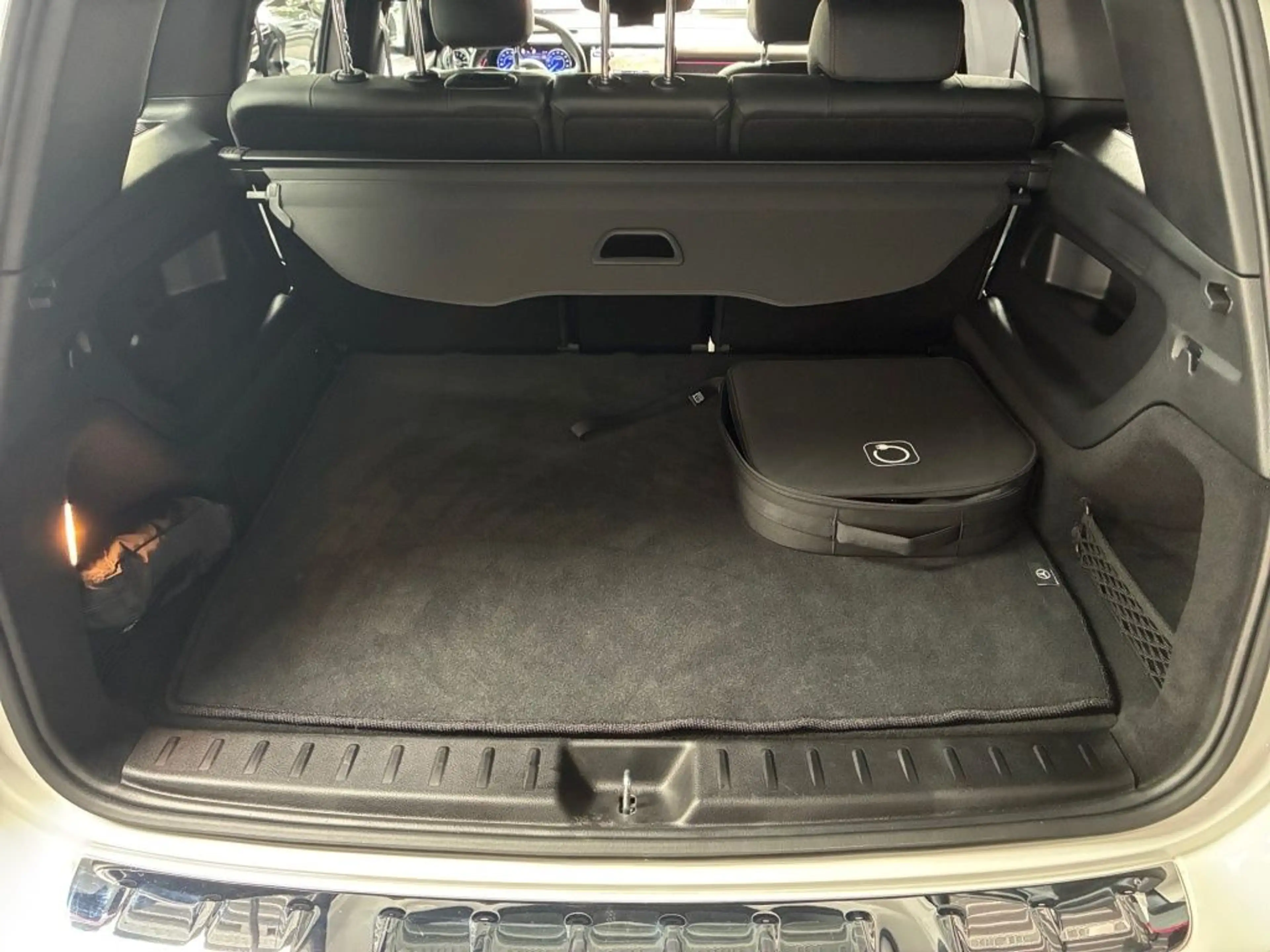 Mercedes-Benz EQB 250 AMG+PANO+NIGHT+AHK+BURMESTER+HUD+360° — photo 10