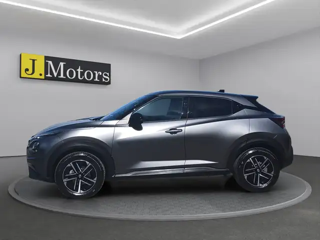 Nissan Juke view 2