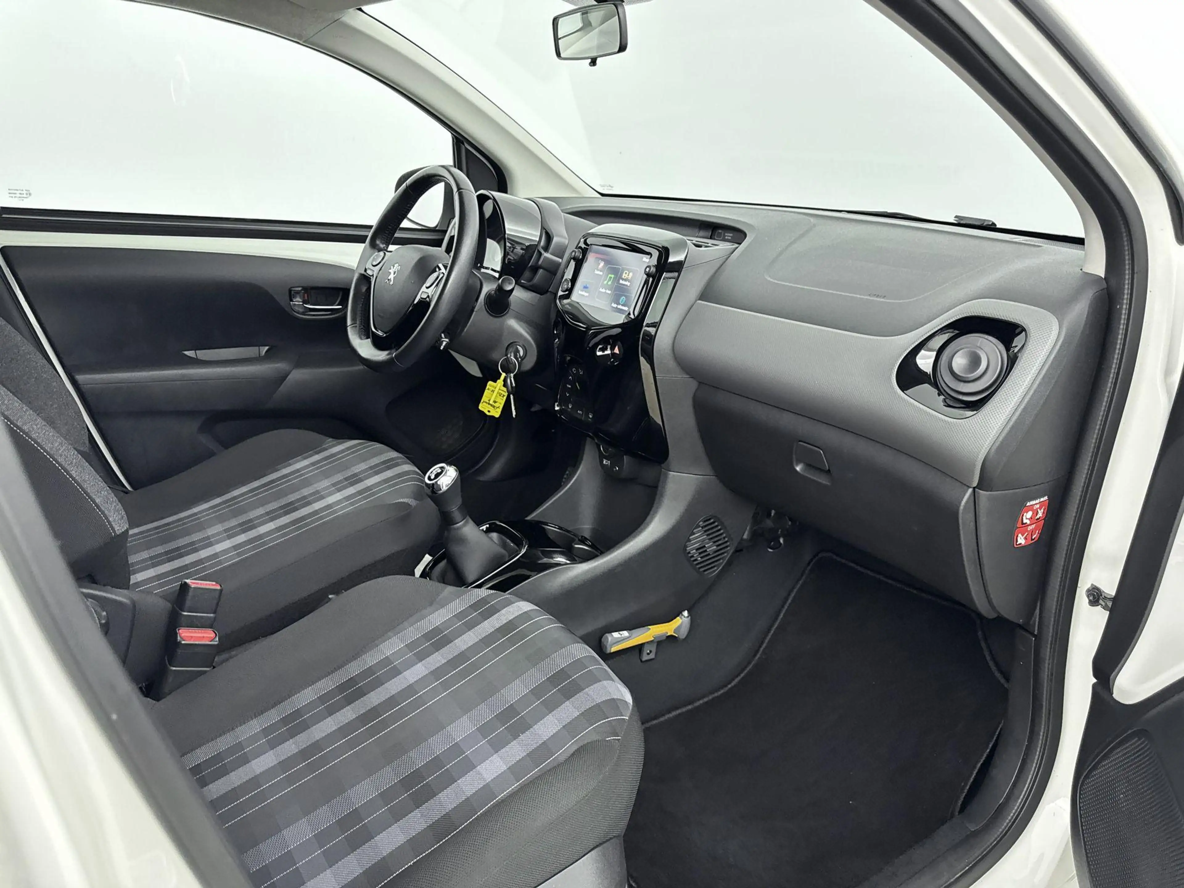 Peugeot 108 72 pk Allure | Apple Carplay/Android Auto | Achter — photo 14