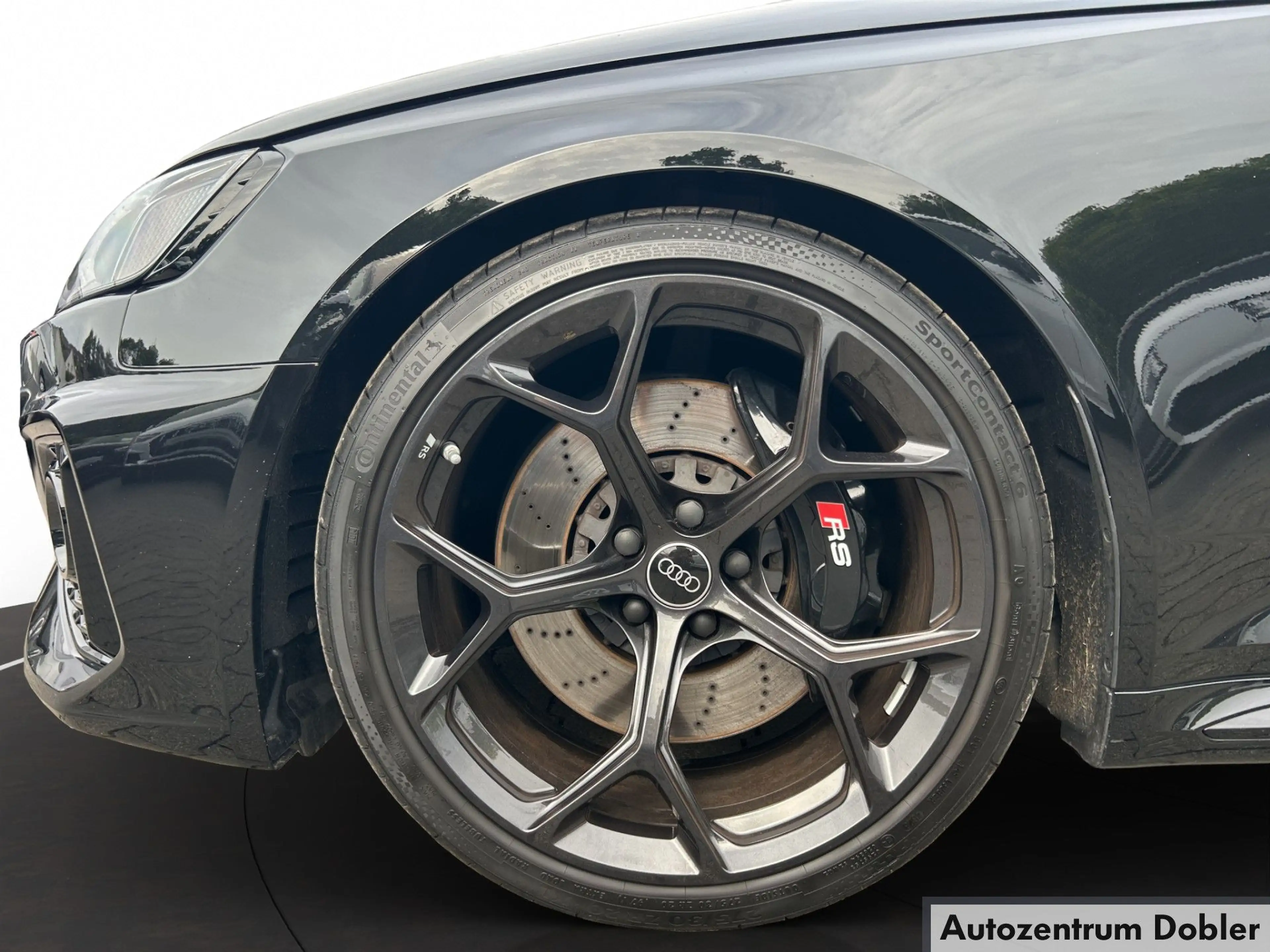Audi RS4 Avant Competion 331kW AHK Navi PDC Leder LED — photo 6