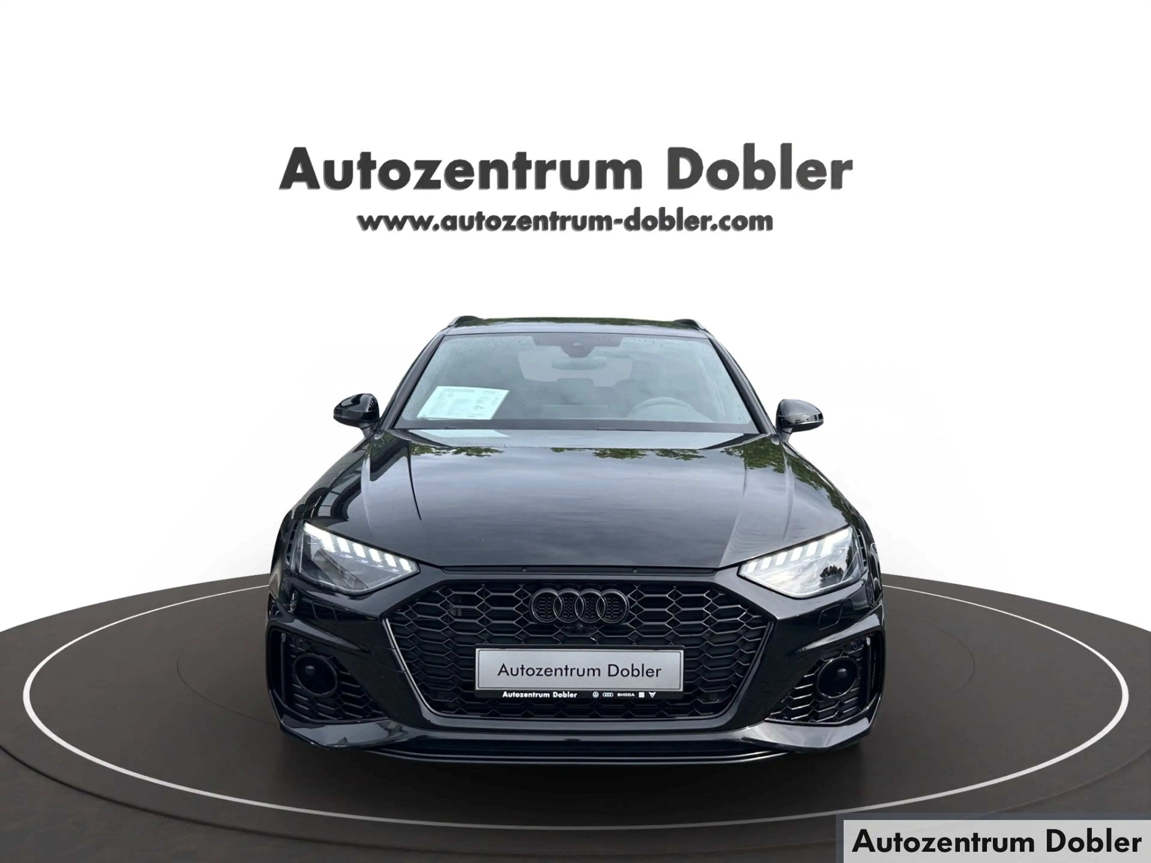 Audi RS4 Avant Competion 331kW AHK Navi PDC Leder LED — photo 3