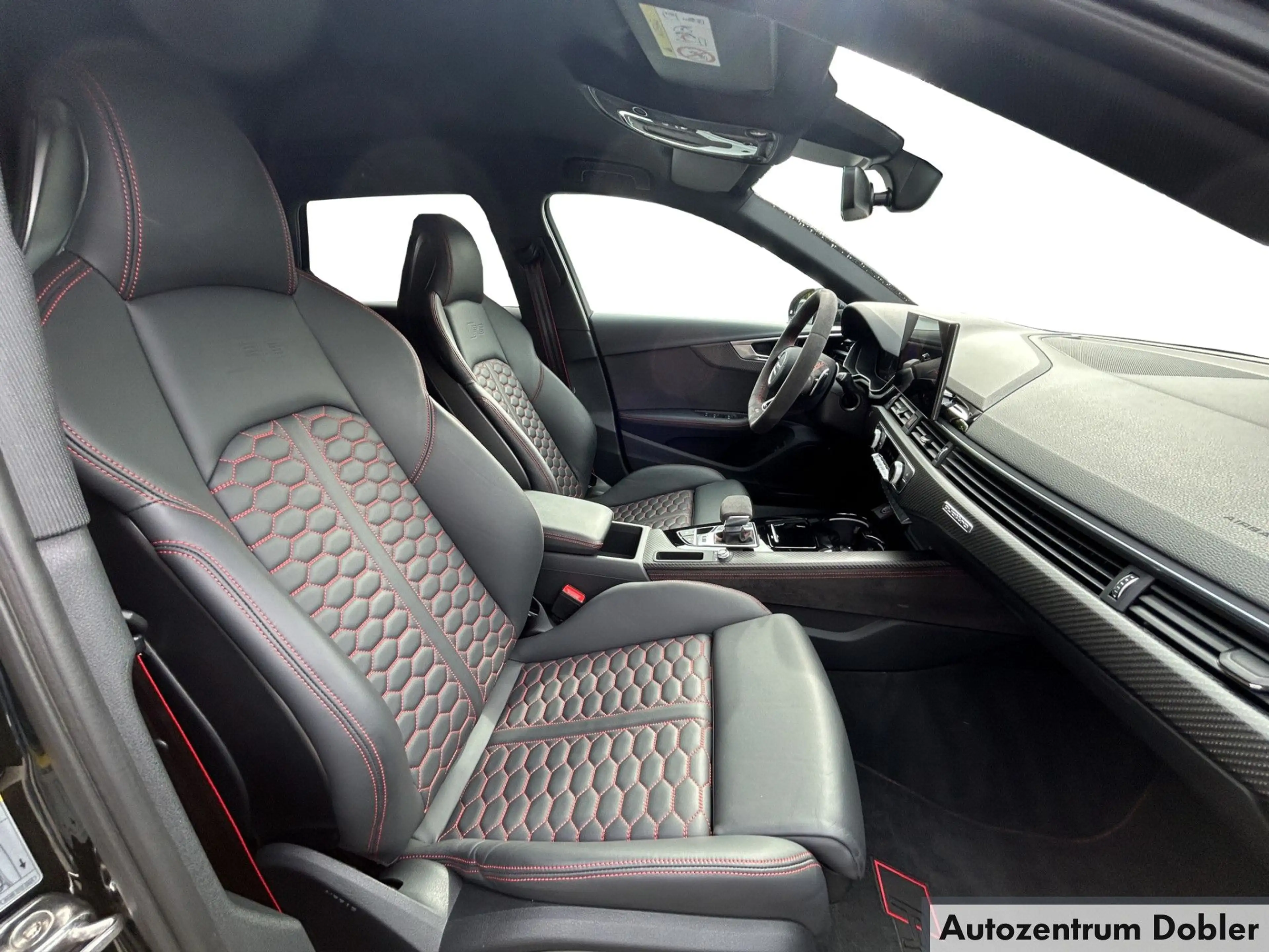 Audi RS4 Avant Competion 331kW AHK Navi PDC Leder LED — photo 10