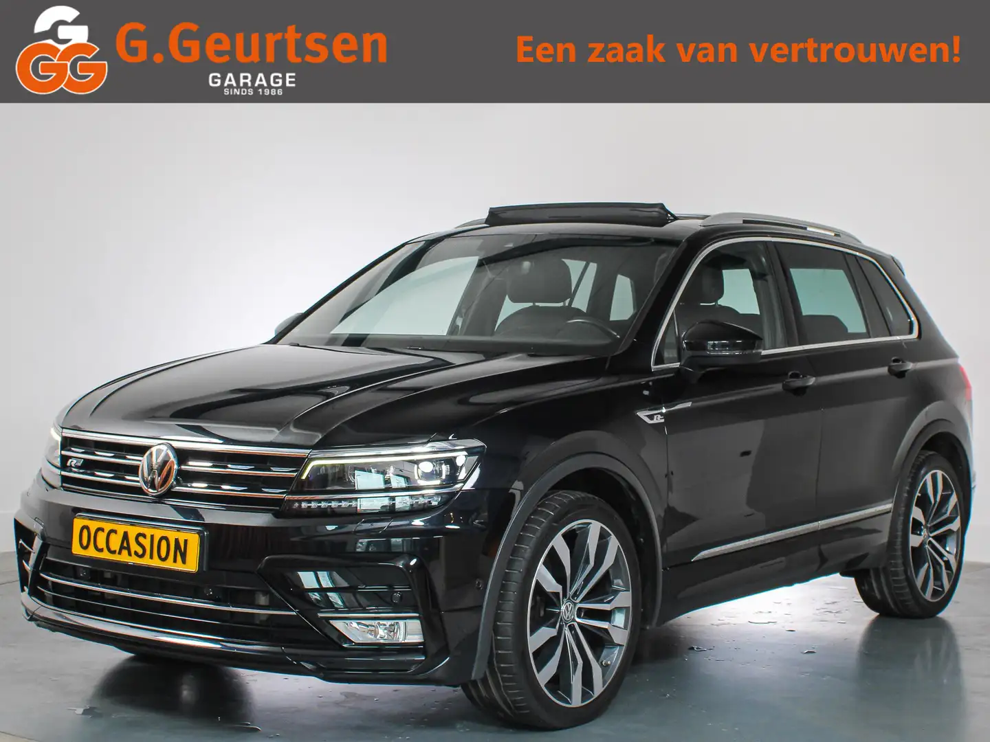Volkswagen Tiguan 2.0 TSI 4Motion Highline, Volledig R-line, Trekhaa Zwart - 1