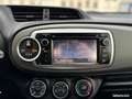 Toyota Yaris 100 VVT-I DYNAMIC 5P Grau - thumbnail 3