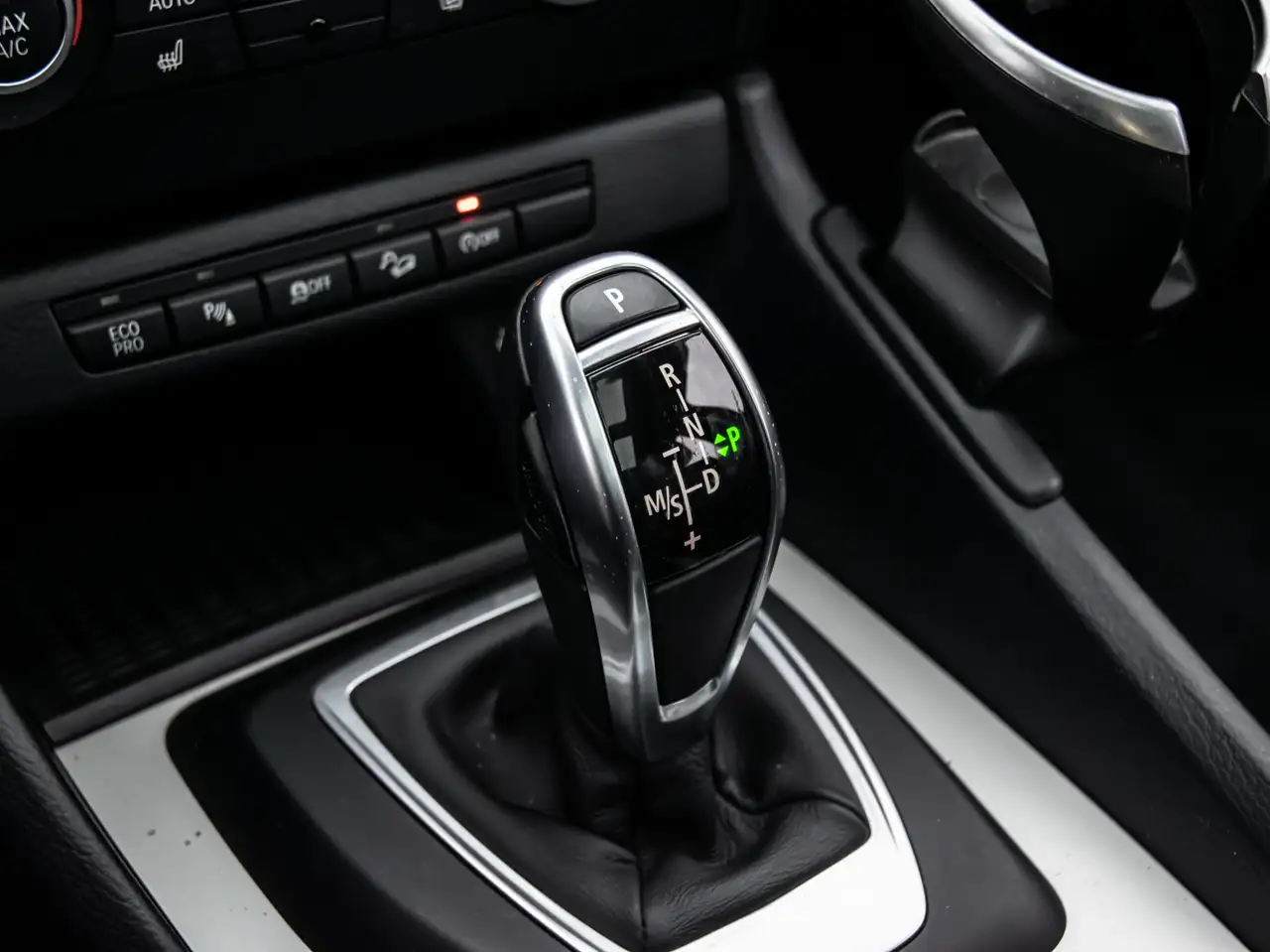 BMW X1 photo BMW X1