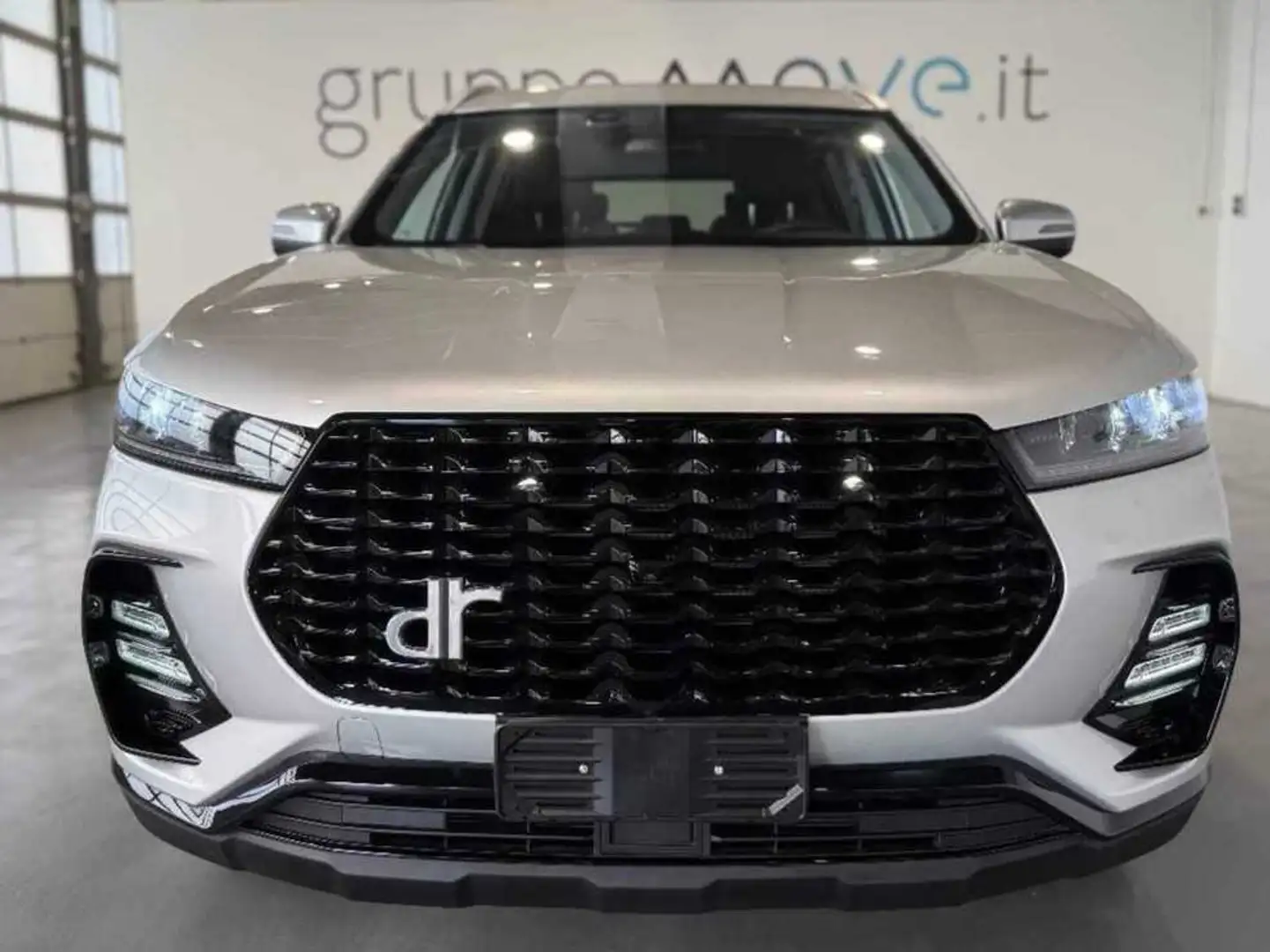 DR Automobiles DR6 1.5 turbo GPL 149cv CVT Stříbrná - 2