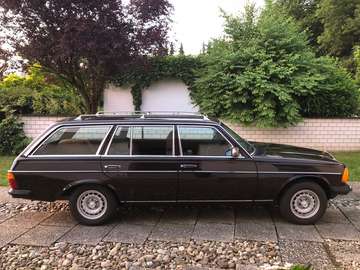 200 T (W123, S123)