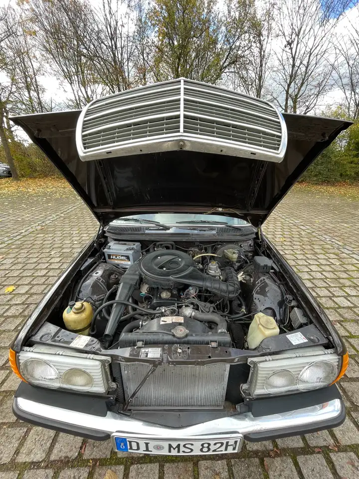 Mercedes-Benz 200 T (W123, S123), foto 5