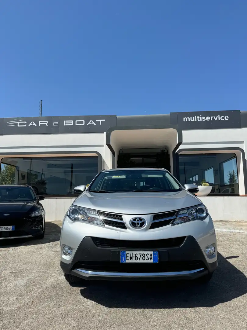 Toyota RAV 4 Rav4 IV 2013 Rav4 2.0 d-4d Active 2wd 124cv mt Grijs - 2