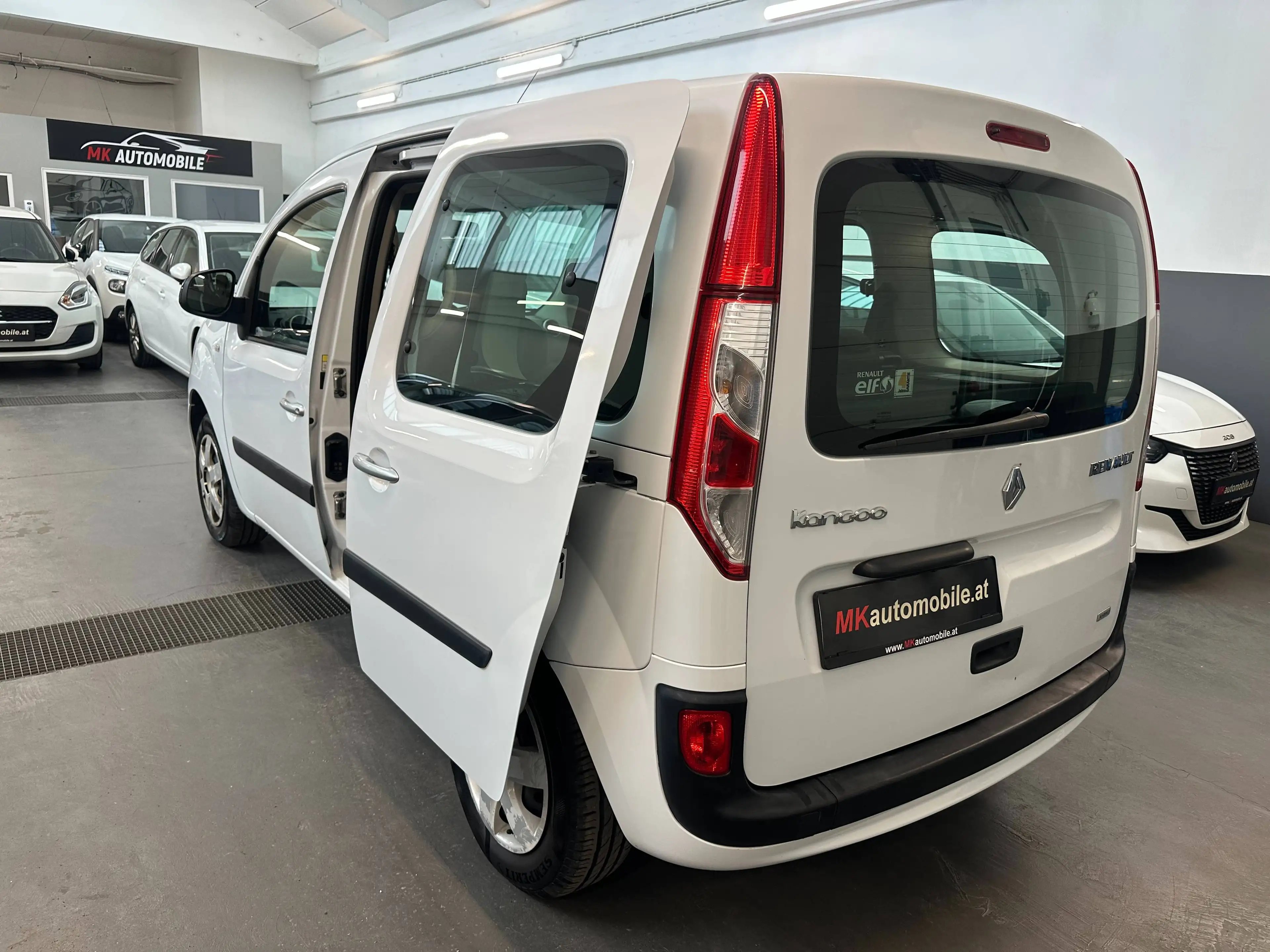 Renault Kangoo Kangoo Expression Energy dCi 90 — photo 9