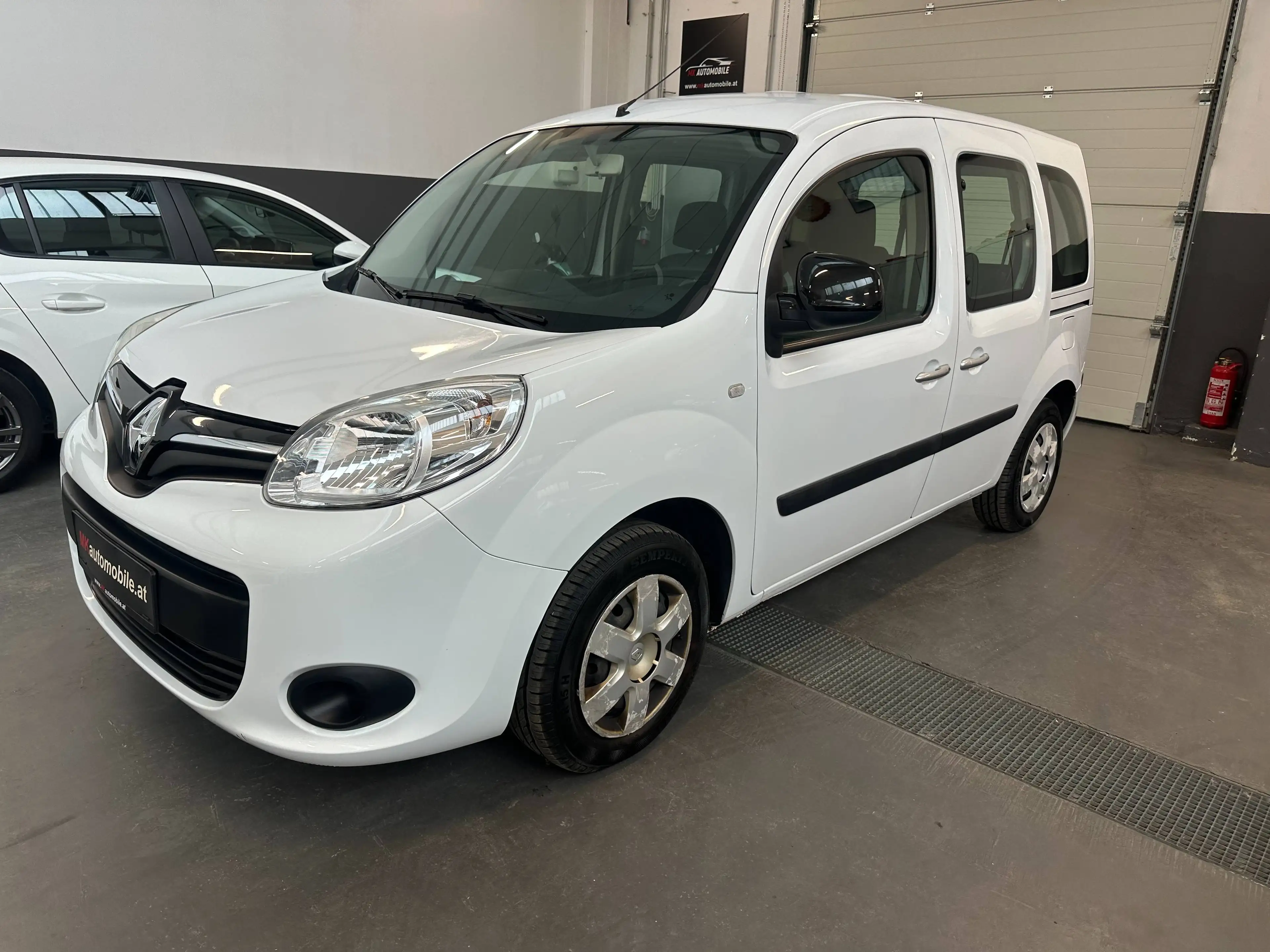 Renault Kangoo Kangoo Expression Energy dCi 90 — photo 3