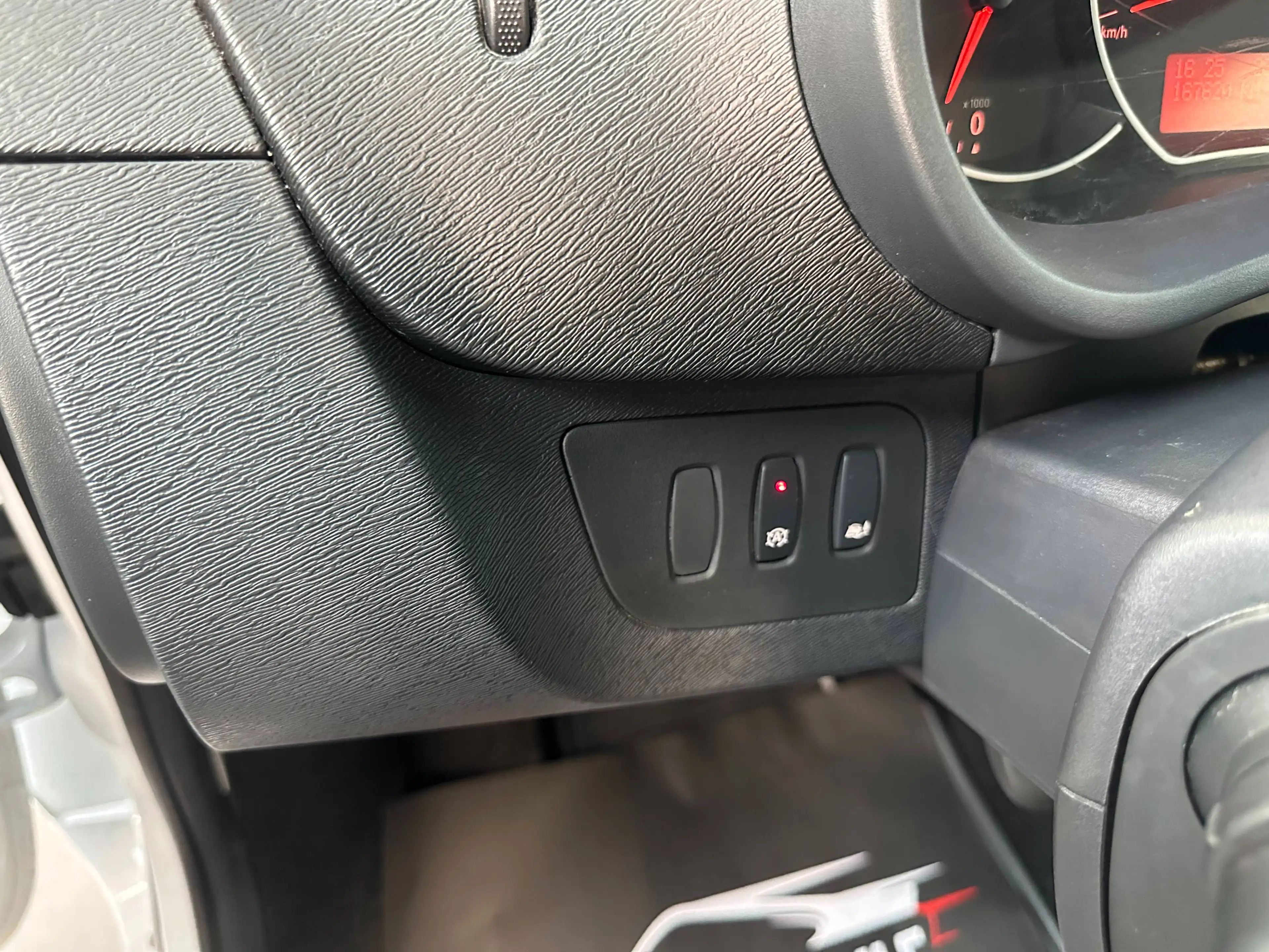 Renault Kangoo Kangoo Expression Energy dCi 90 — photo 13