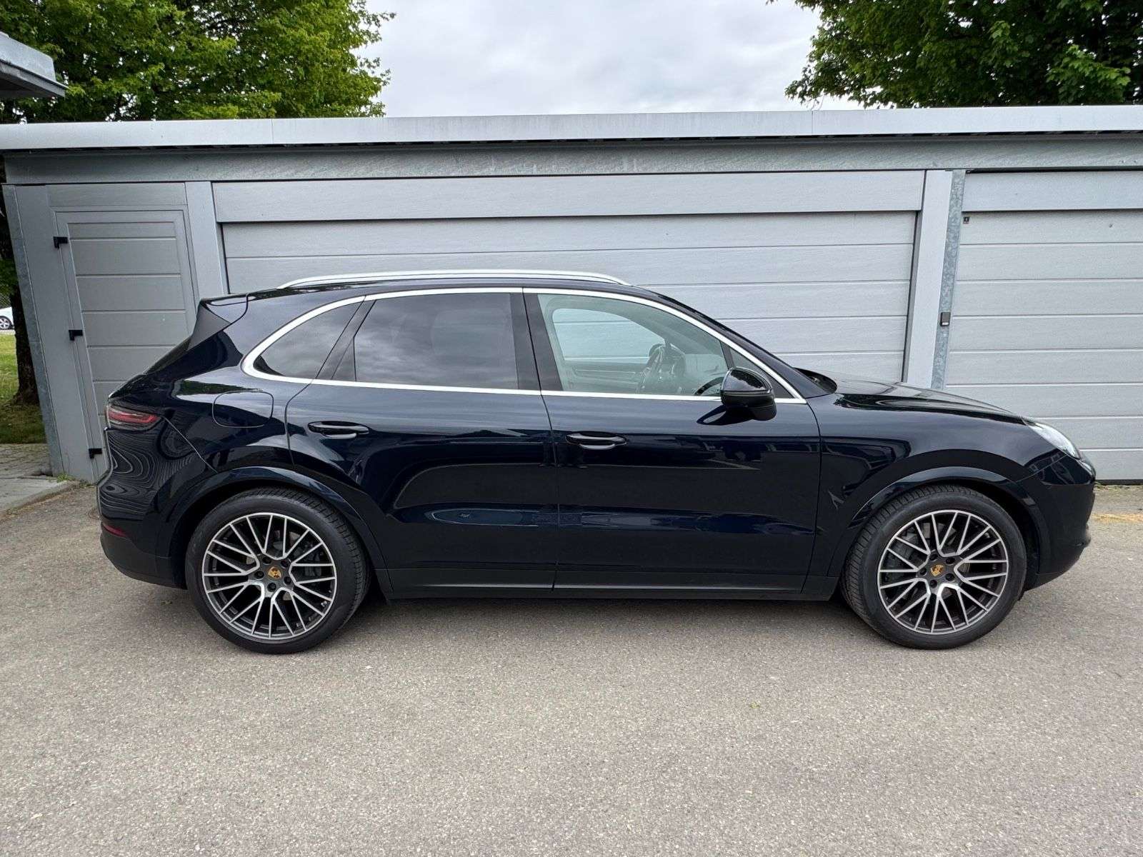 Second hand Porsche Cayenne 