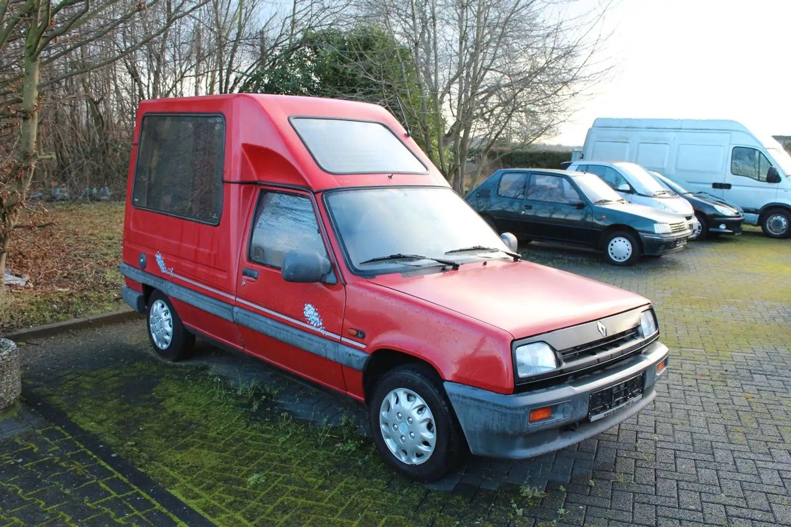 Renault Express 1,4 Automatik mit Rollstuhlrampe Rot - 1