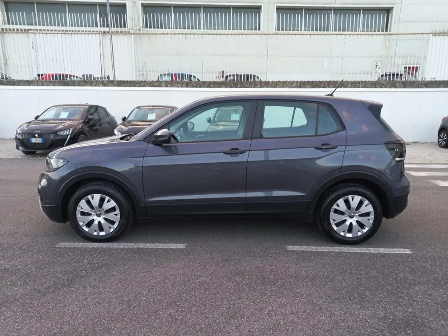 Volkswagen T-Cross 1.0 TSI Urban Сірий - 2