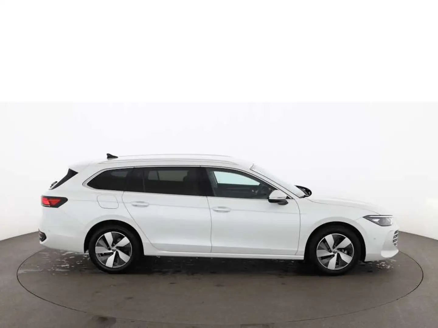 Volkswagen Passat Variant 1.5 eTSI Business Aut LED 360-CAM Weiß - 2