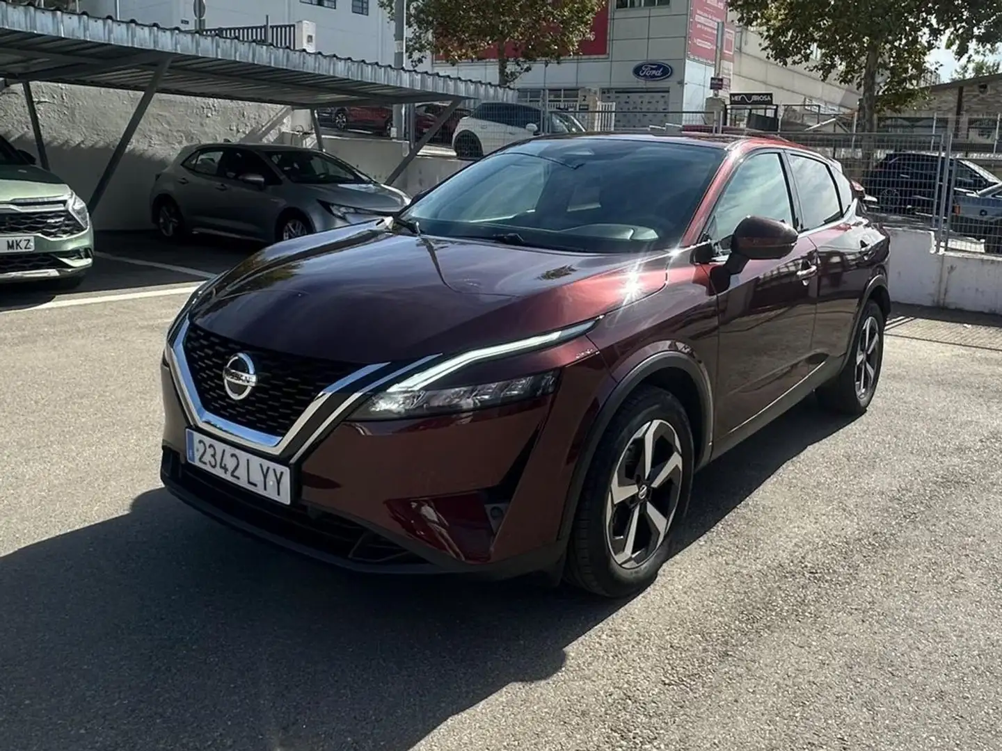 Nissan Qashqai DIG-T 103kW mHEV 4x2 N-GO Burdeos - 1