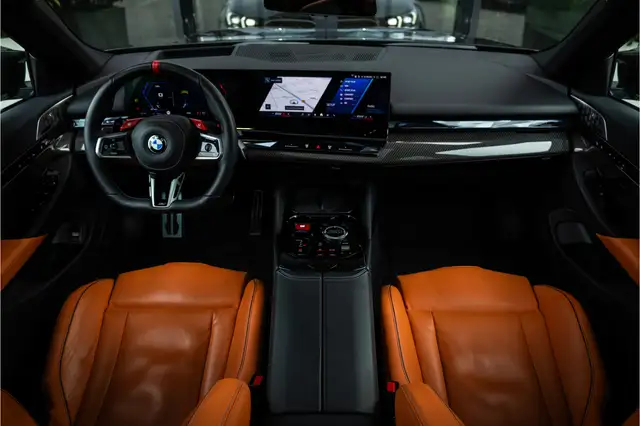 BMW M5 view 9