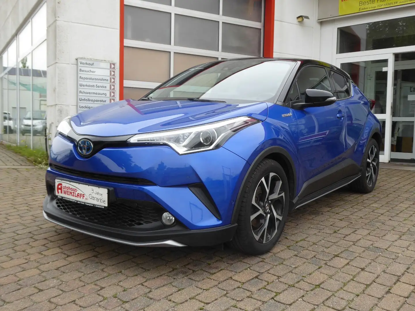 Toyota C-HR 1.8l Hybrid Style Selection 3 J Garantie Bleu - 1