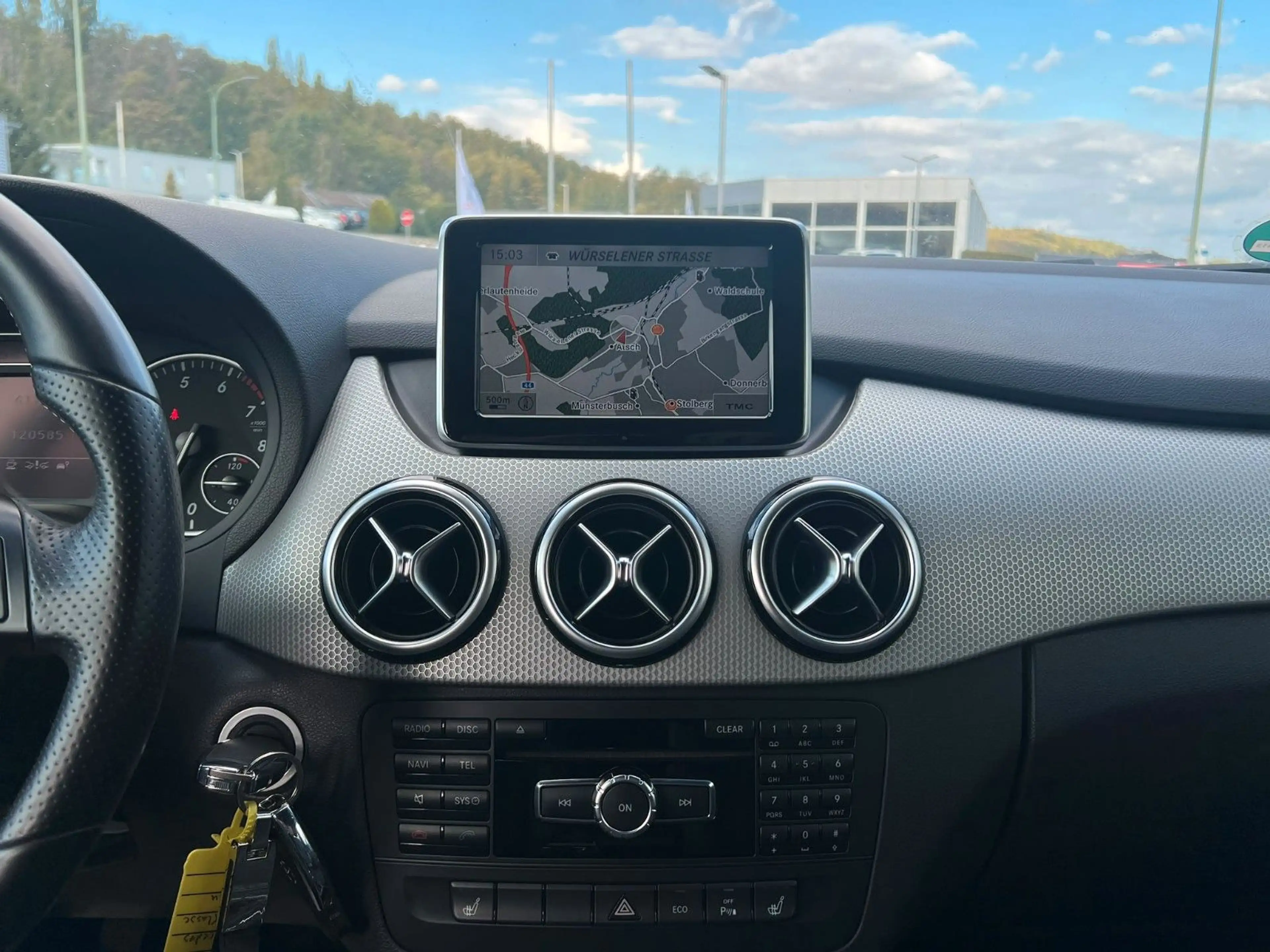 Mercedes-Benz B 200 -KLIMA-NAVI-BLUETOOTH-PDC-BIXENON-TEILLEDER — photo 14