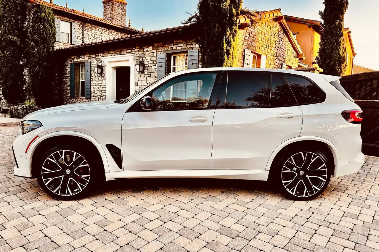 BMW X5 M снимка BMW X5 M