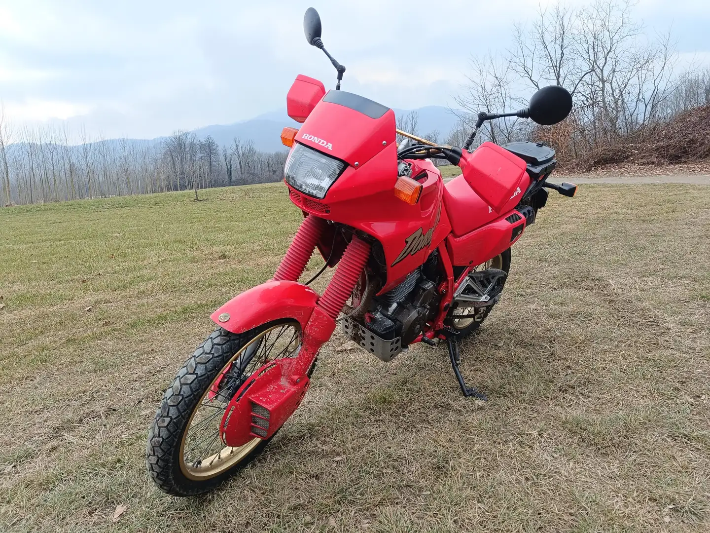 Honda NX 650 Rojo - 1