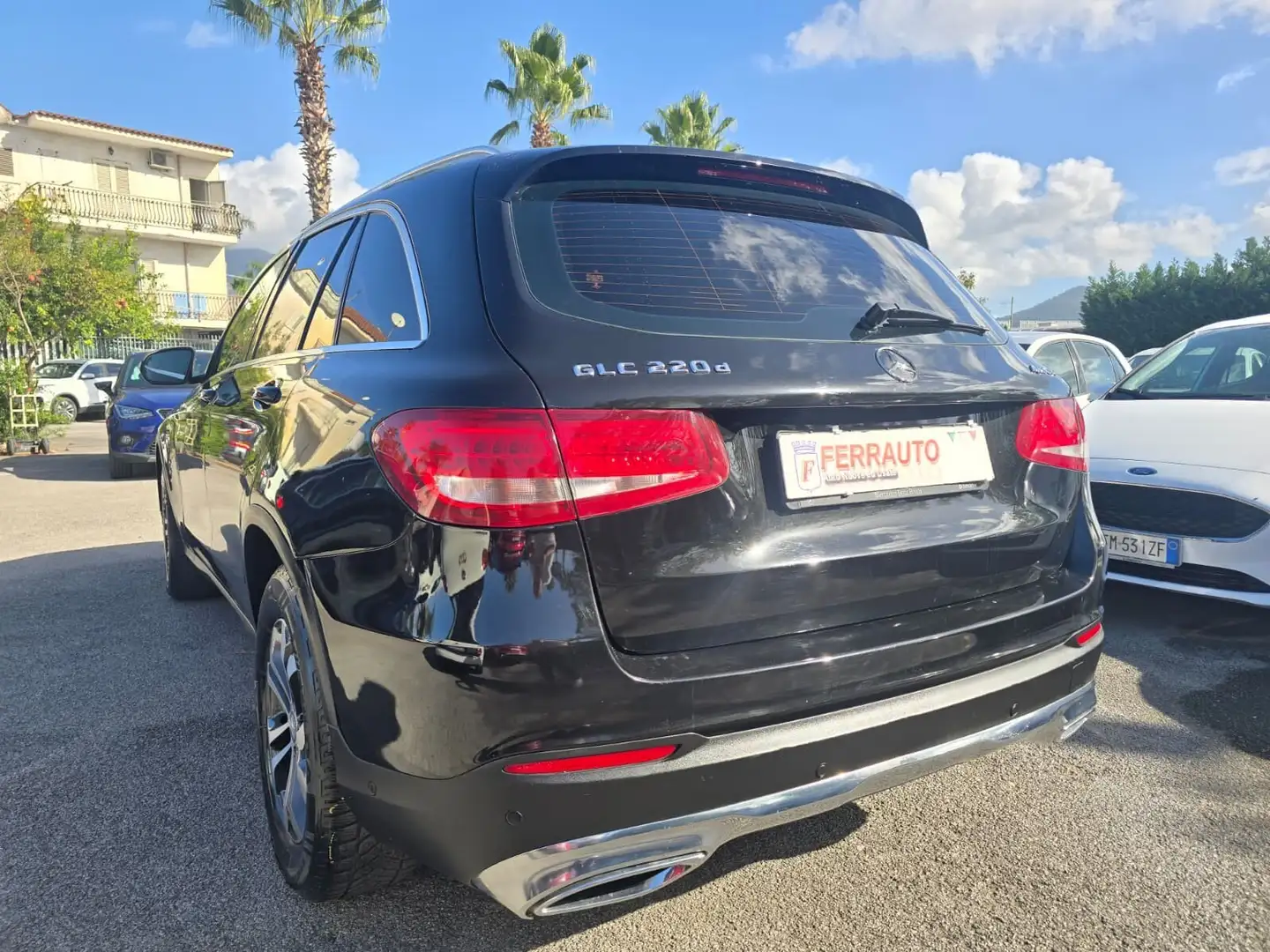 Mercedes-Benz GLC 220 220D 4 MATIC Noir - 2