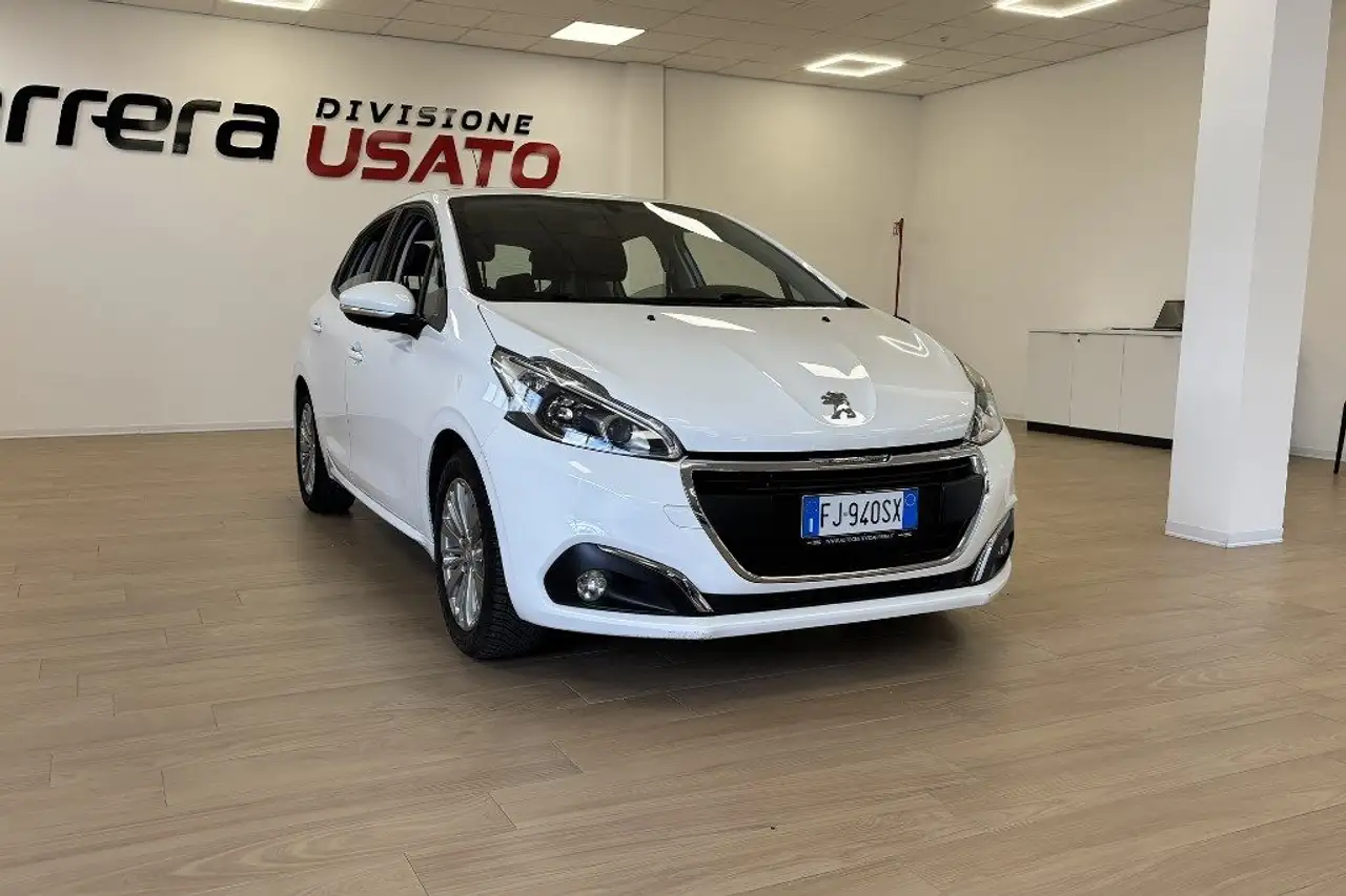 Peugeot 208 1° serie PureTech 82 5p. GPL Allure — photo 1 of 13