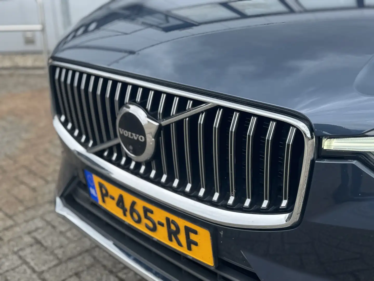 Volvo XC60 2.0 T8 Plug-in hybrid AWD Inscription Lounge | Pow Blauw - 2
