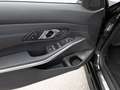 BMW 320 d Touring xDrive M-Sportpaket LED HUD AHK Zwart - thumbnail 27