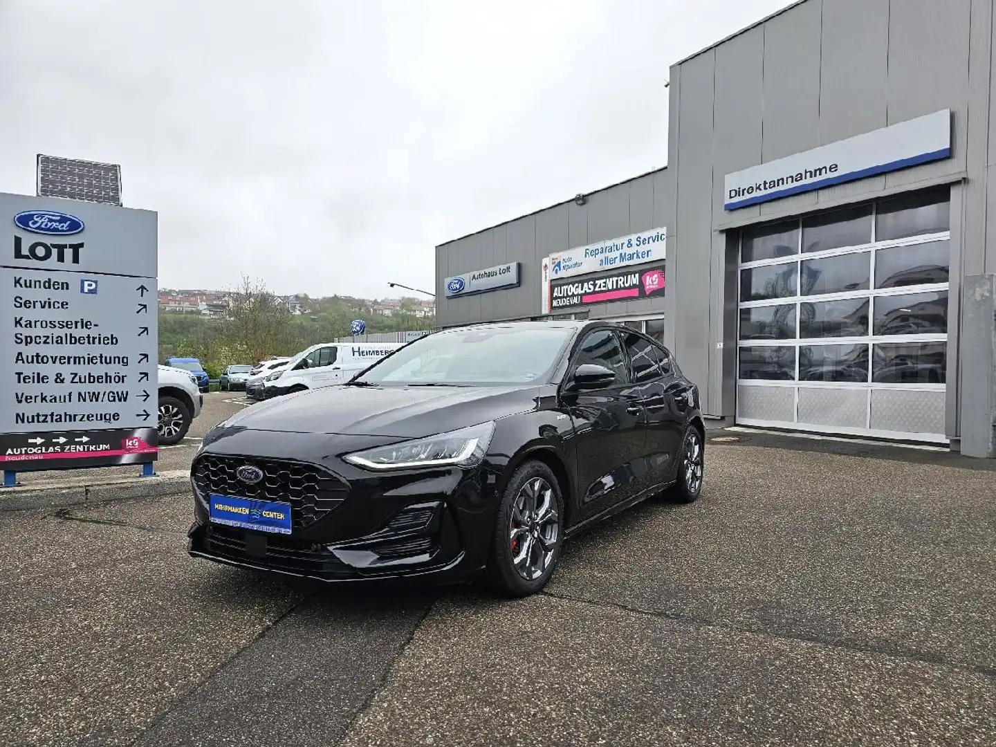 Ford Focus Lim. ST-Line Style *LED*PDC*KAM*TEMPO*SHZ* Schwarz - 2
