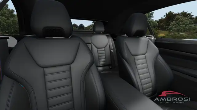 BMW 4 Series view 12
