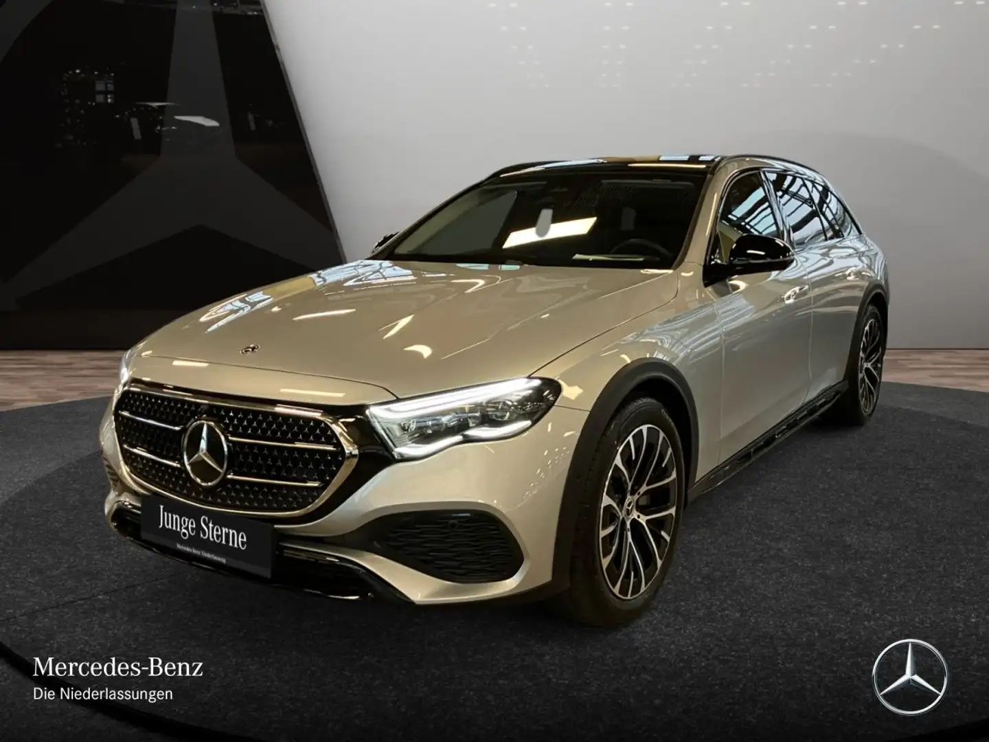 Mercedes-Benz E 450 d T 4M Avantgarde 360° Airmat Pano Distr. 9G Argent - 2