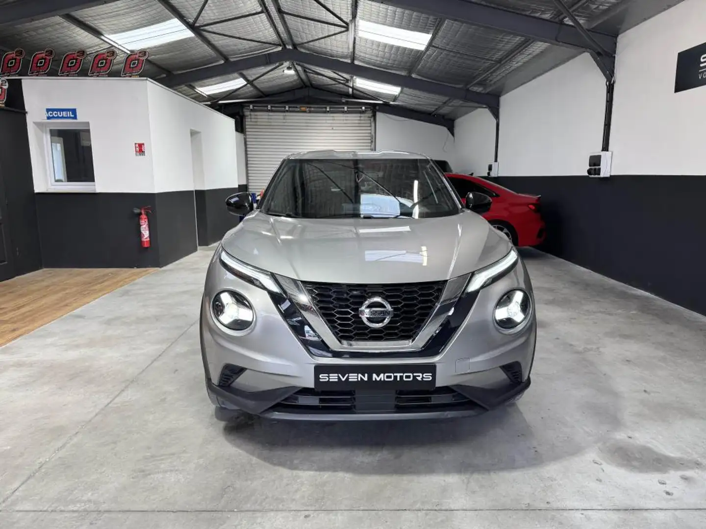Nissan Juke 1.0 DIG-T - 114ch - Stop/Start  II  N-Connecta Gar Grau - 2