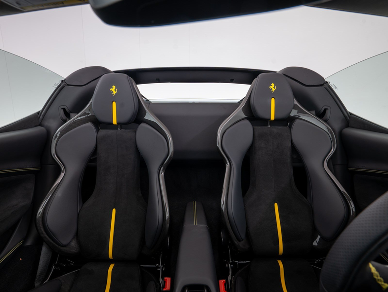 Ferrari 296 GTS — photo 10