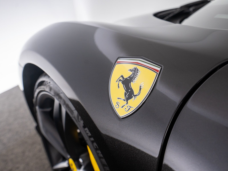 Ferrari 296 GTS — photo 15