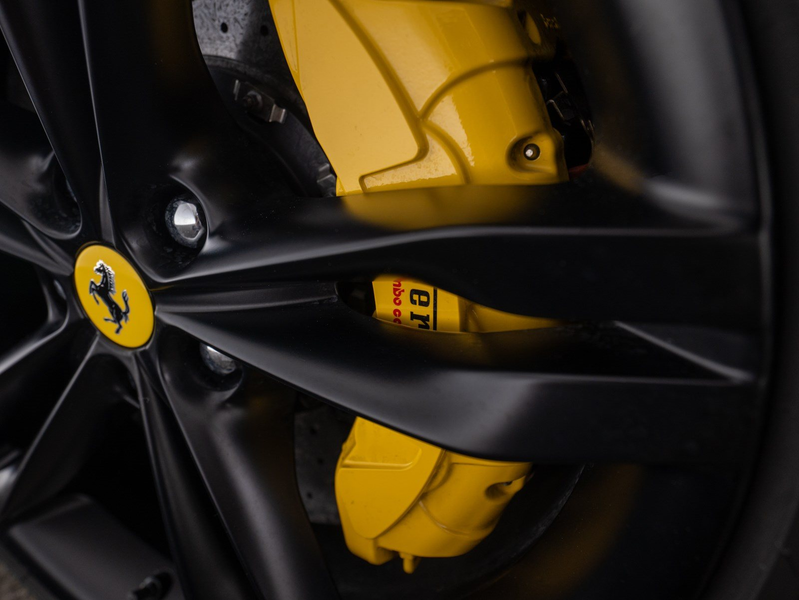 Ferrari 296 GTS — photo 14
