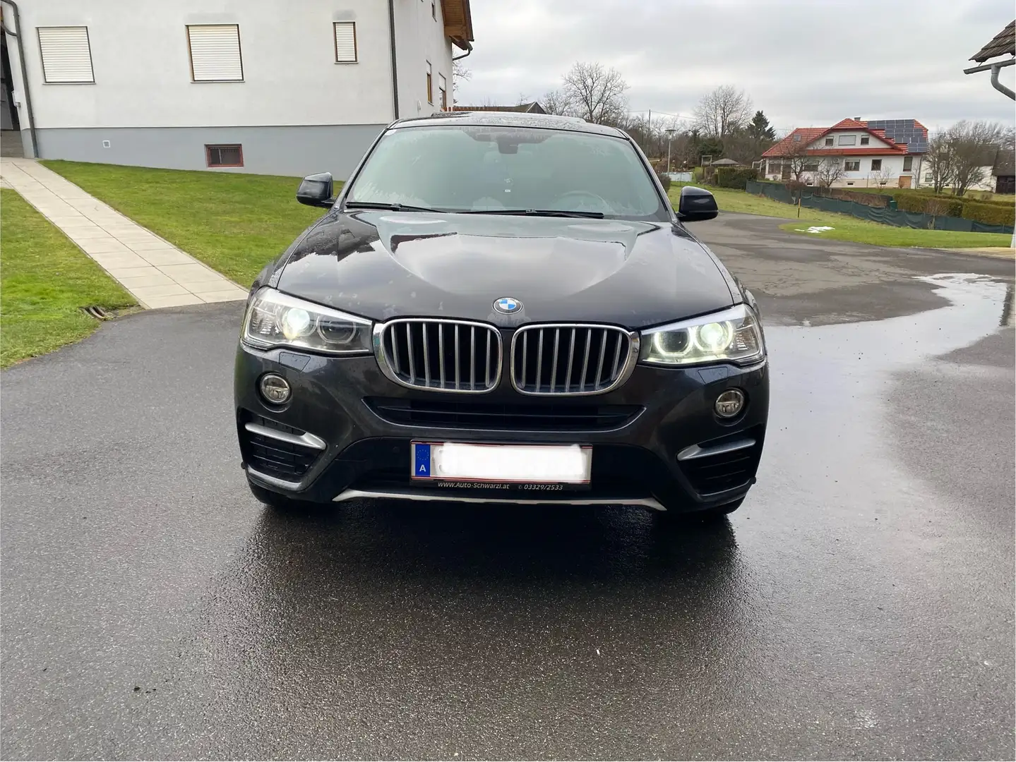 BMW X4 xDrive 20d X-line Paket Aut. Grau - 2