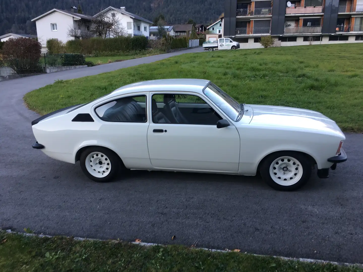 Opel Kadett Rallye Weiß - 2