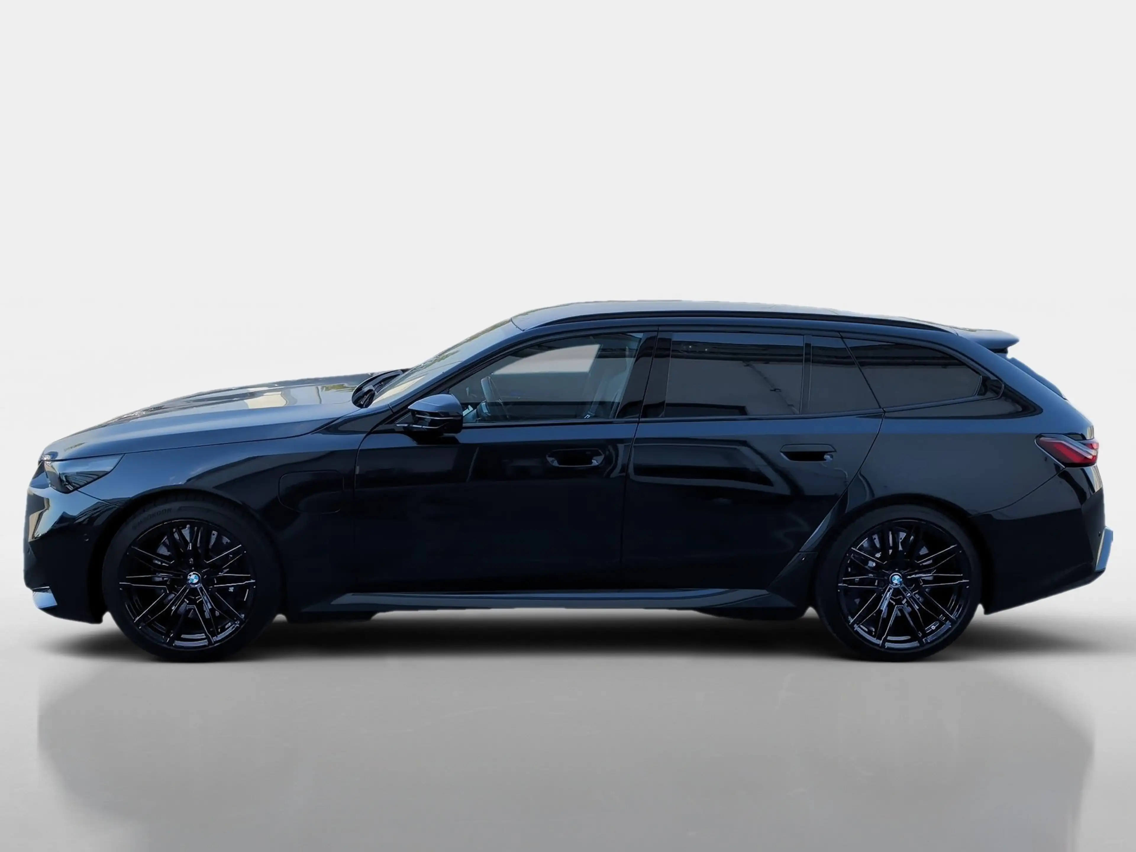 BMW M5 Touring Driver+AHK+Pano+B&W+Comfort+360+Leder+ACC+ — photo 3