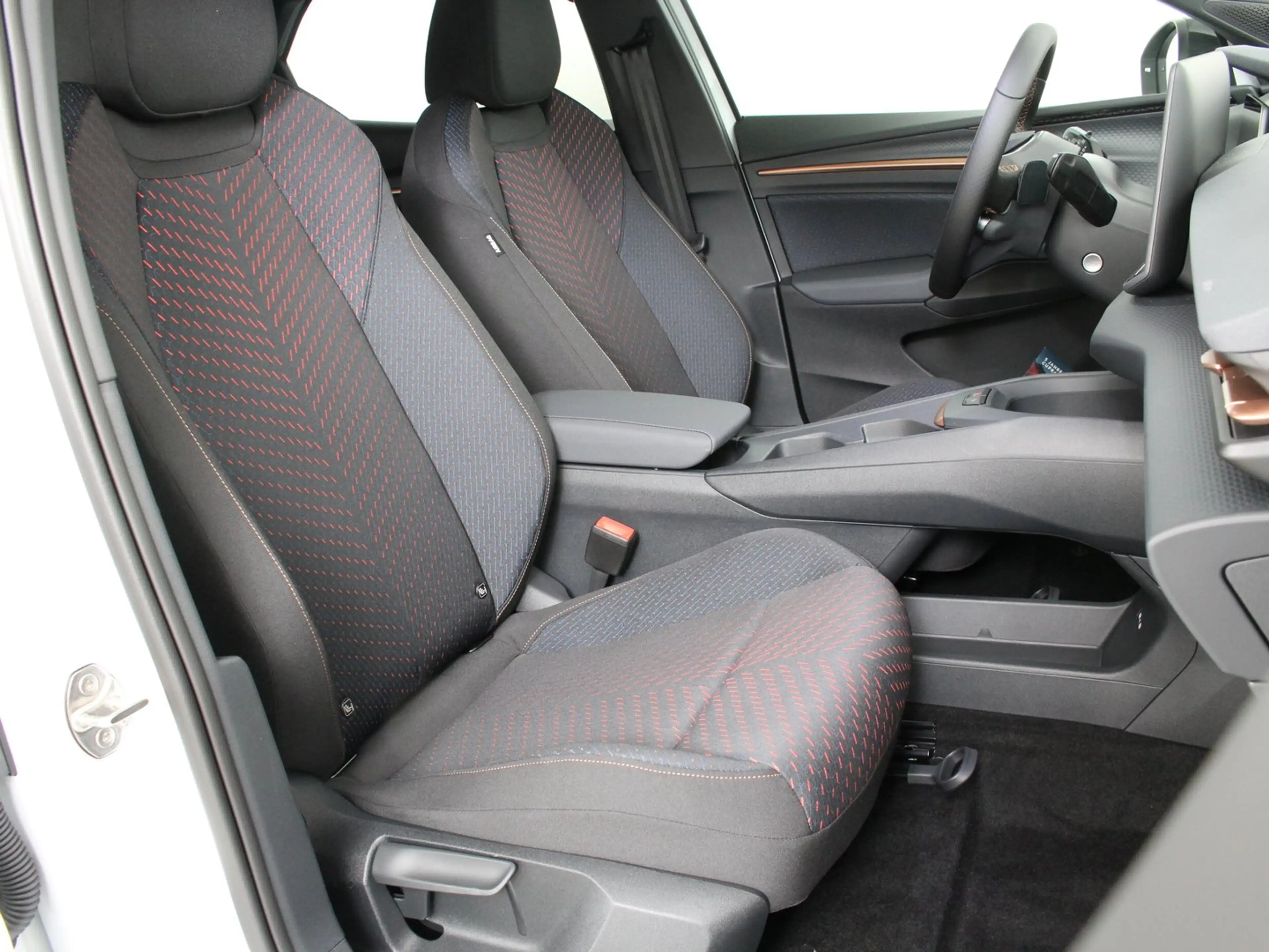 CUPRA Raval ENDURANCE 52/55 155kW/211 PS — photo 8