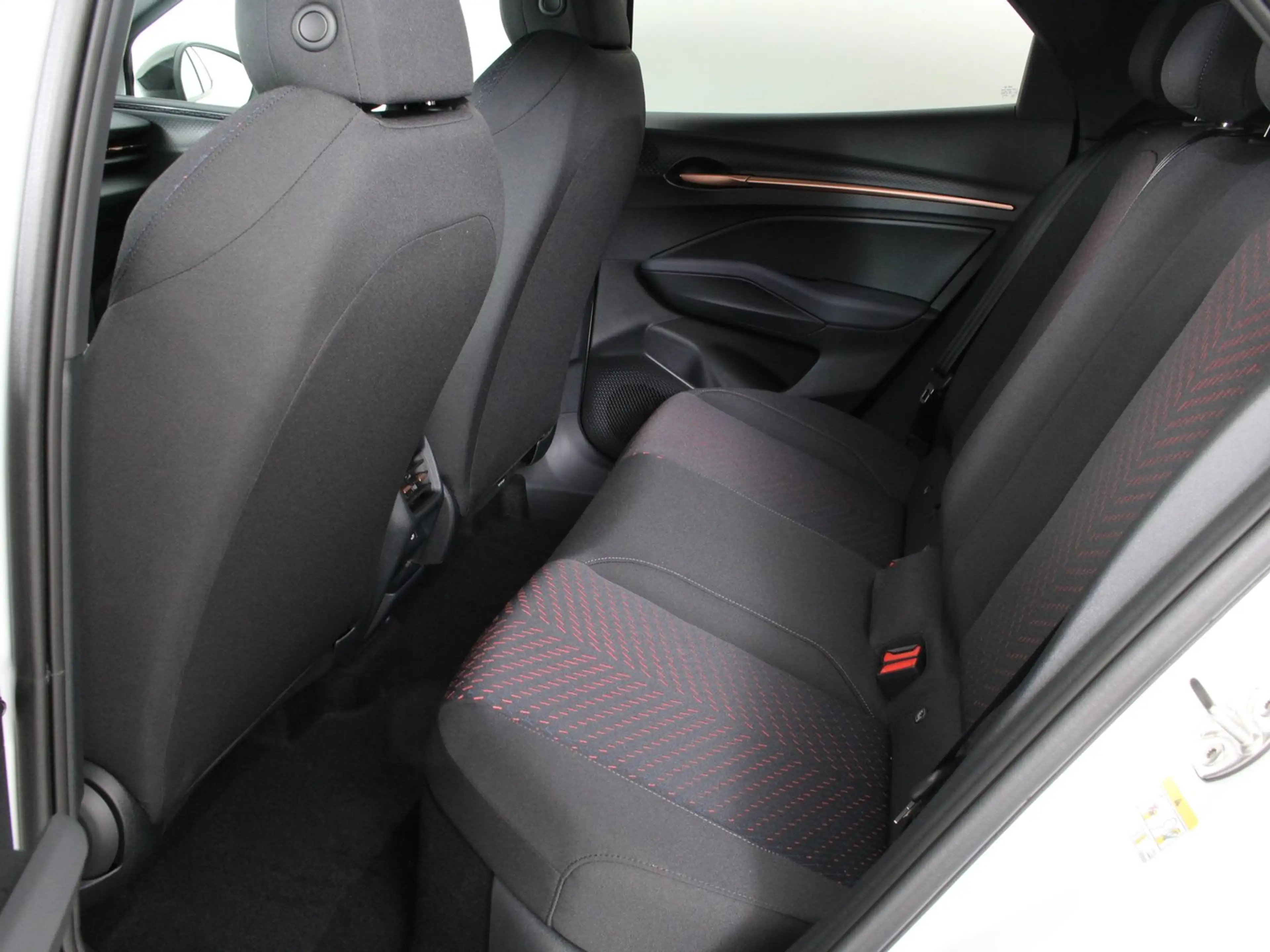 CUPRA Raval ENDURANCE 52/55 155kW/211 PS — photo 5