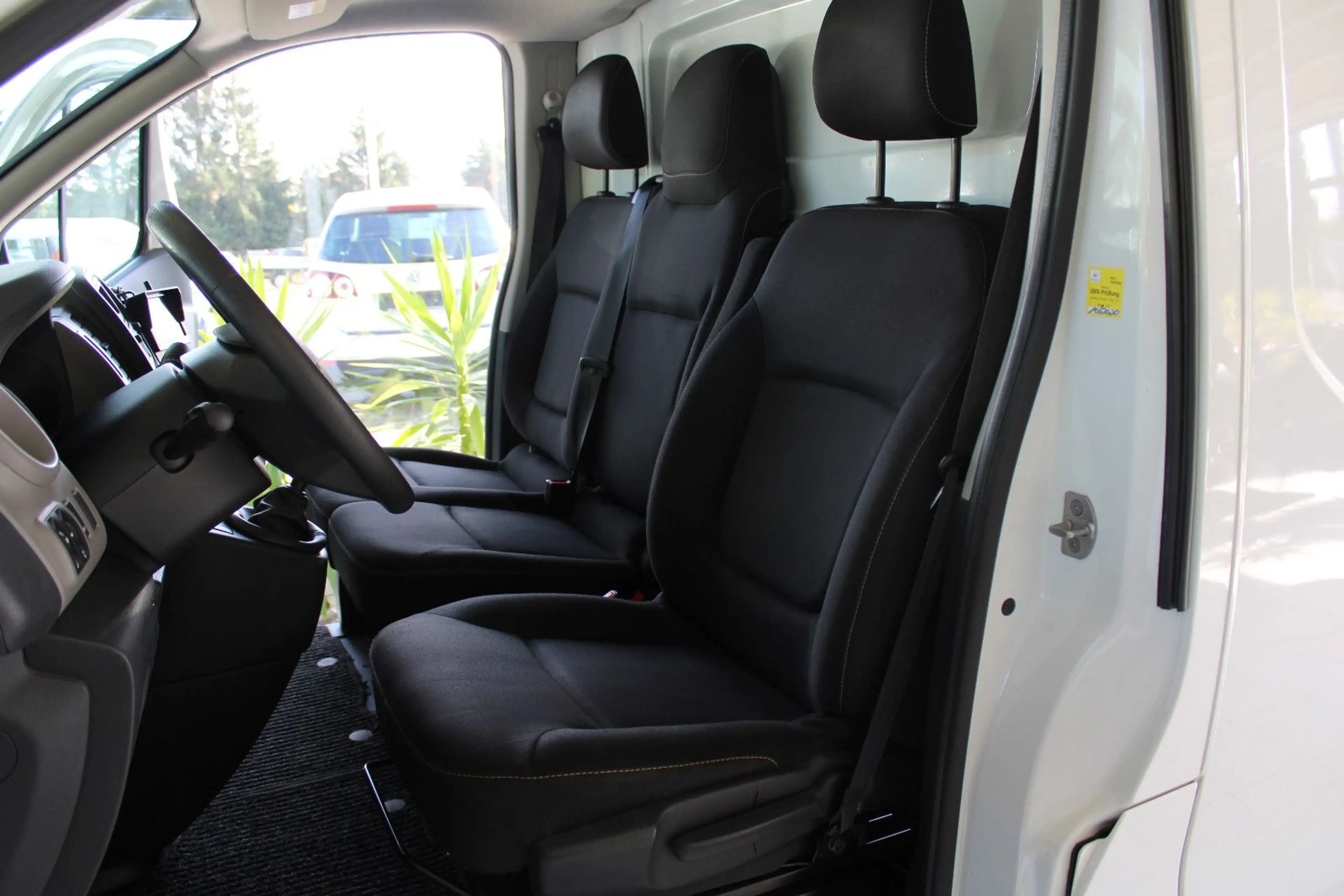Renault Trafic Kasten L1H1 Komfort KLIMA KAMERA 3-SITZE — photo 9