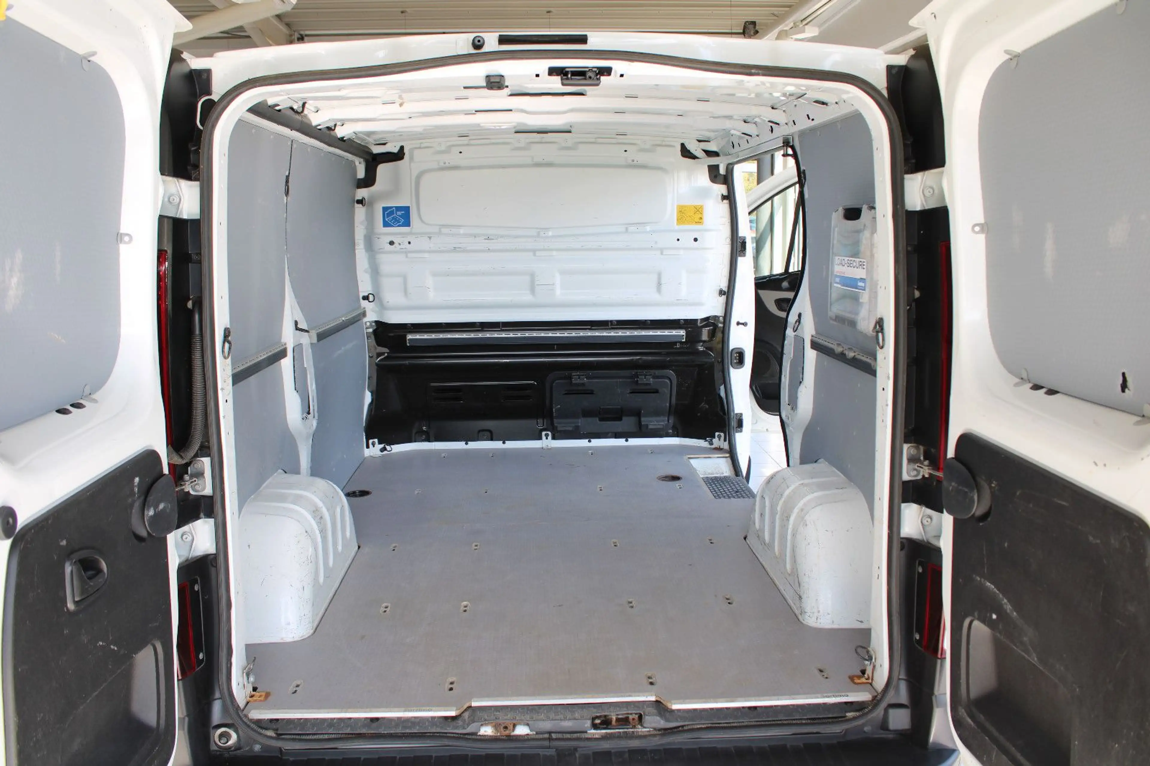 Renault Trafic Kasten L1H1 Komfort KLIMA KAMERA 3-SITZE — photo 10