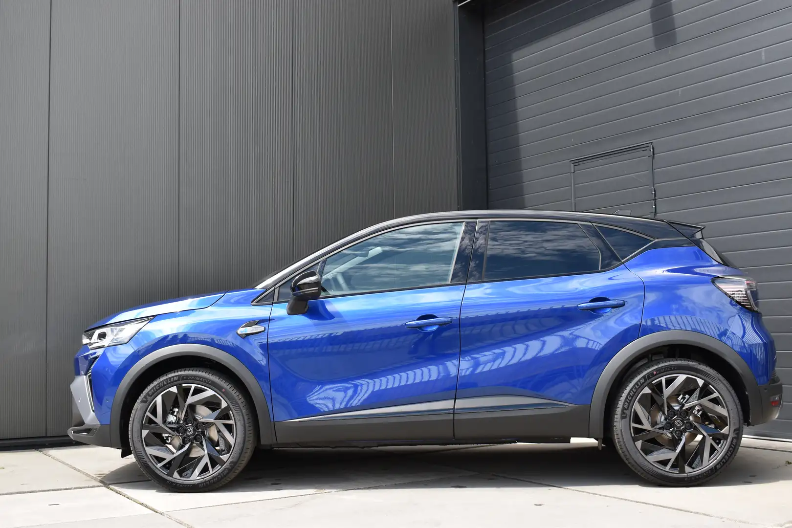 Renault Captur full hybrid 145 E-TECH esprit Alpine | Achteruitri Azul - 2