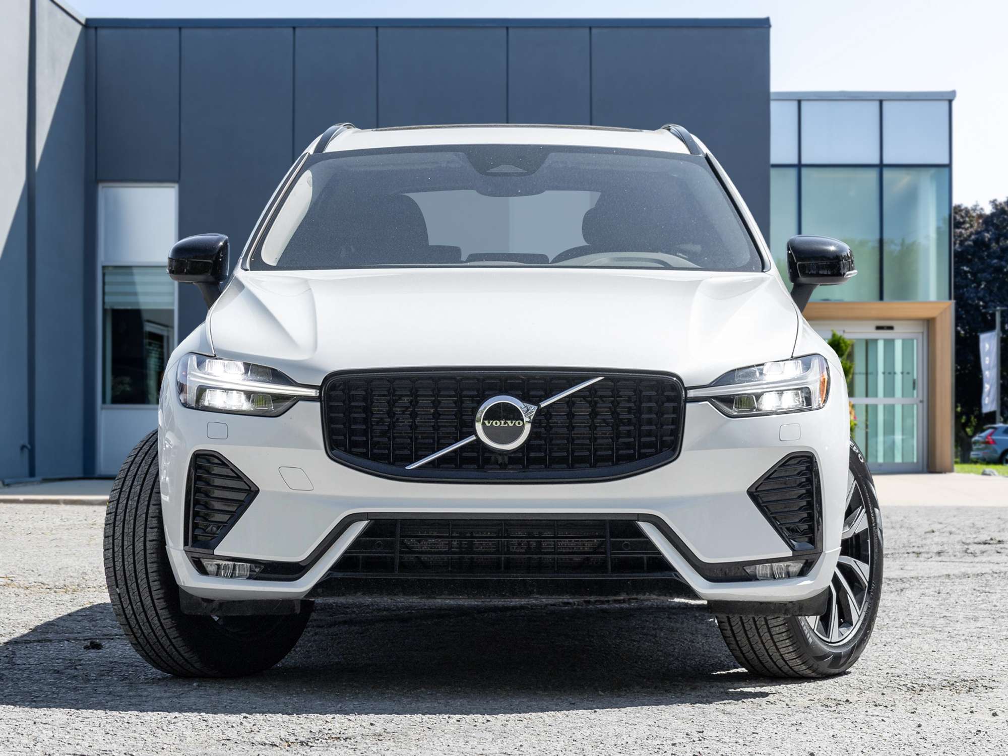 2025 Volvo XC60 B5 AWD Core |VOLVO CPO RATE fr 3.49%* |21" WHEELS alt 2