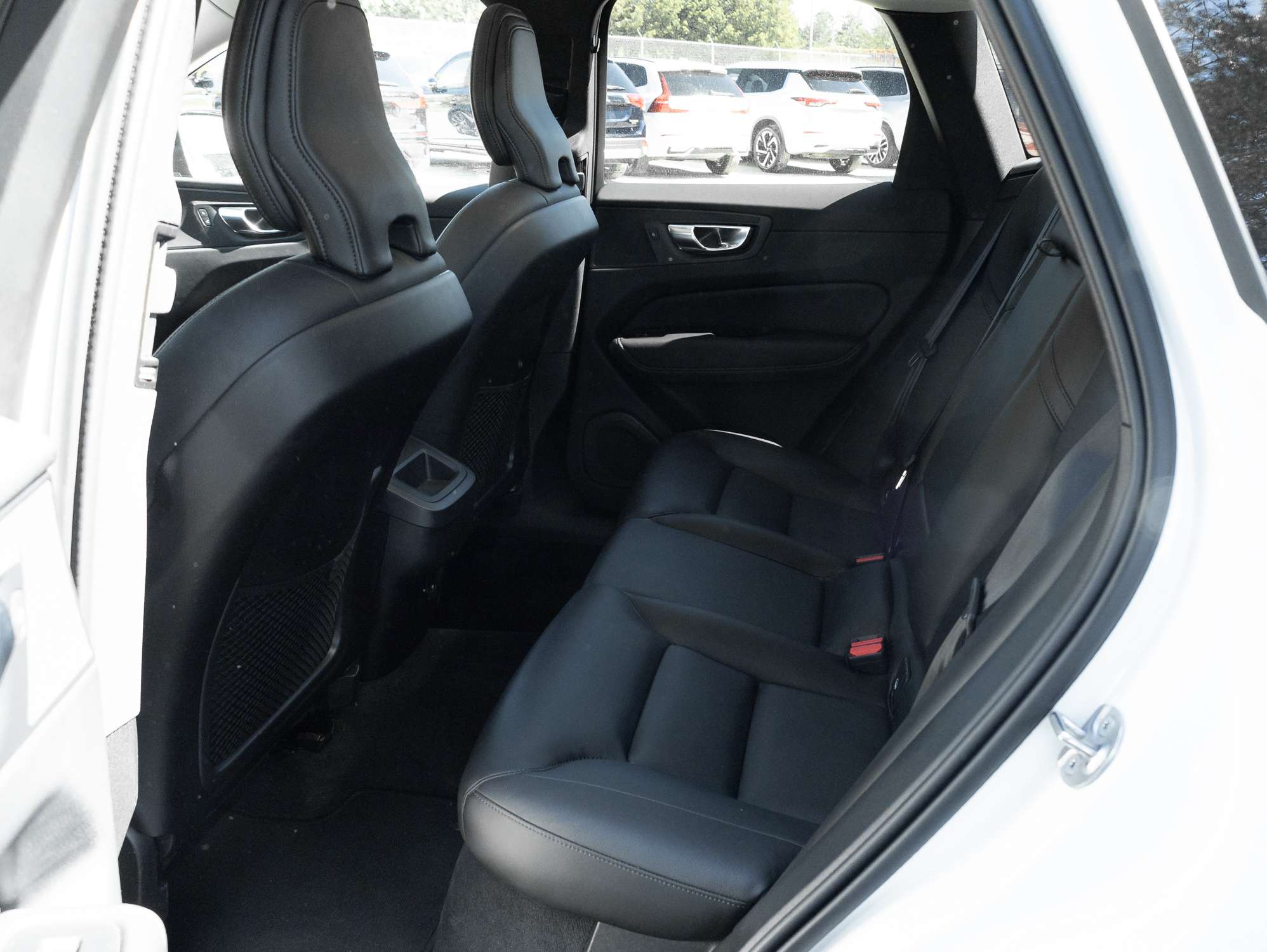 2025 Volvo XC60 B5 AWD Core |VOLVO CPO RATE fr 3.49%* |21" WHEELS thumb 22