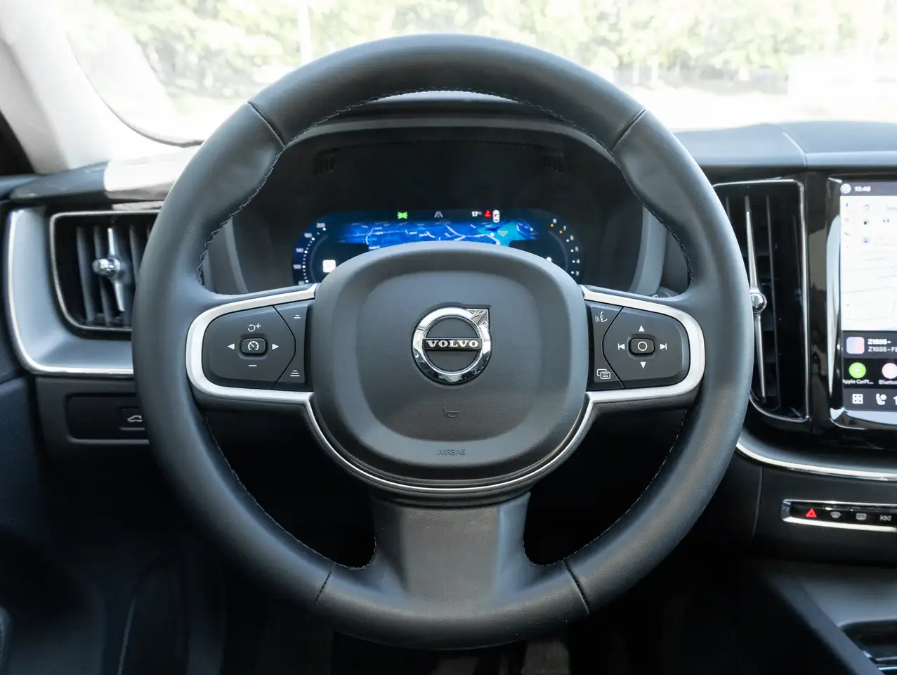 Volvo XC60 снимка Volvo XC60