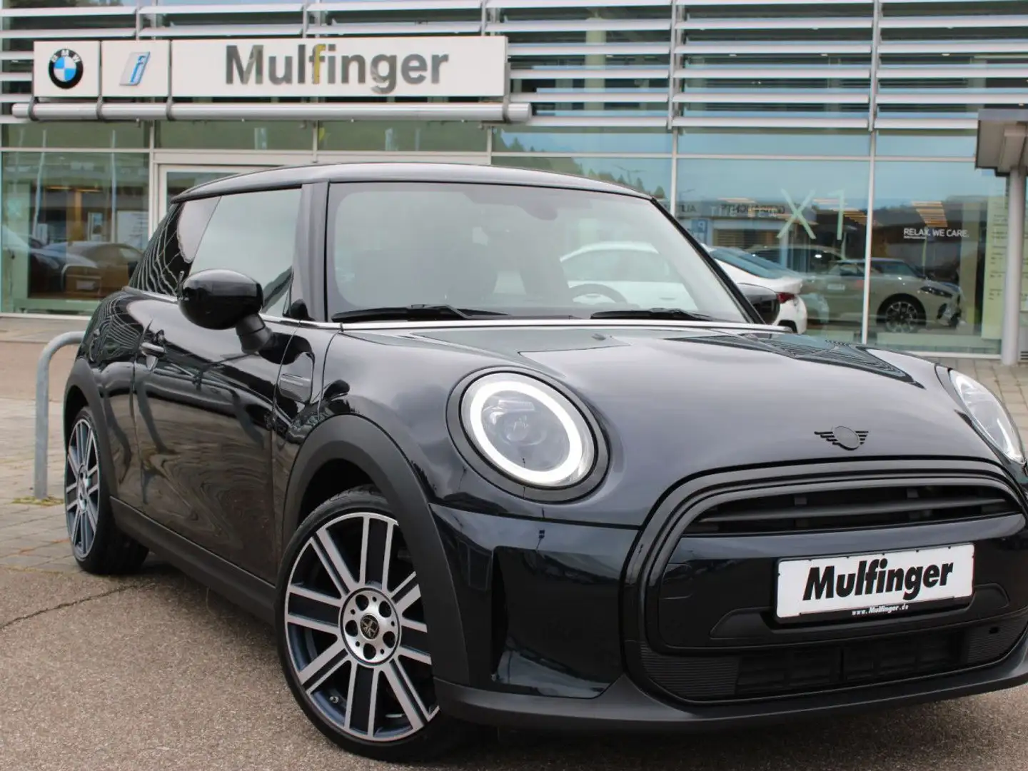 MINI Cooper Yours Trim LED Navi Kamera PanoD.DAB 18" Schwarz - 2
