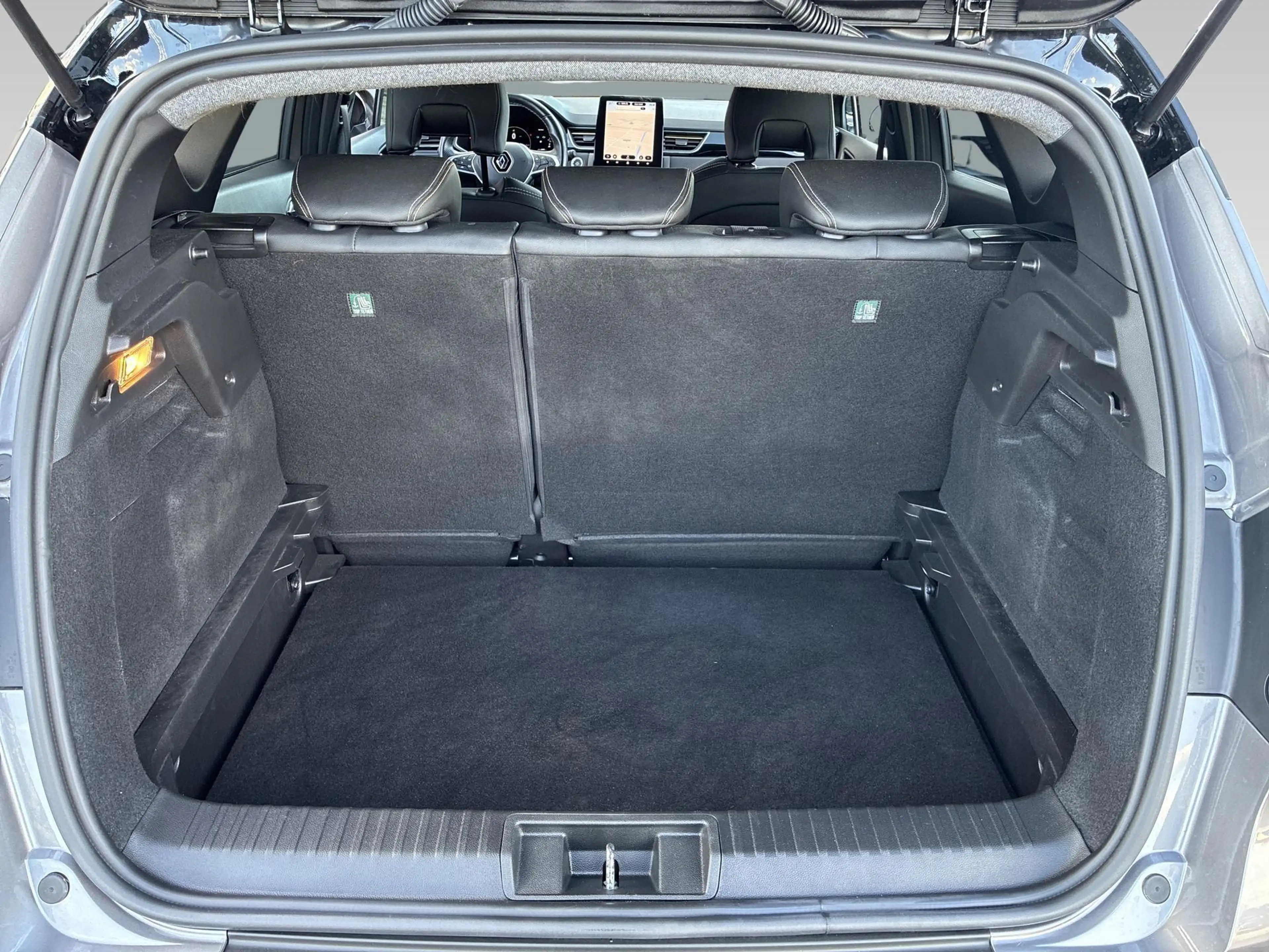 Renault Captur 1.6 E-Tech full hybrid 145 E-Tech engineered | Ach — photo 9